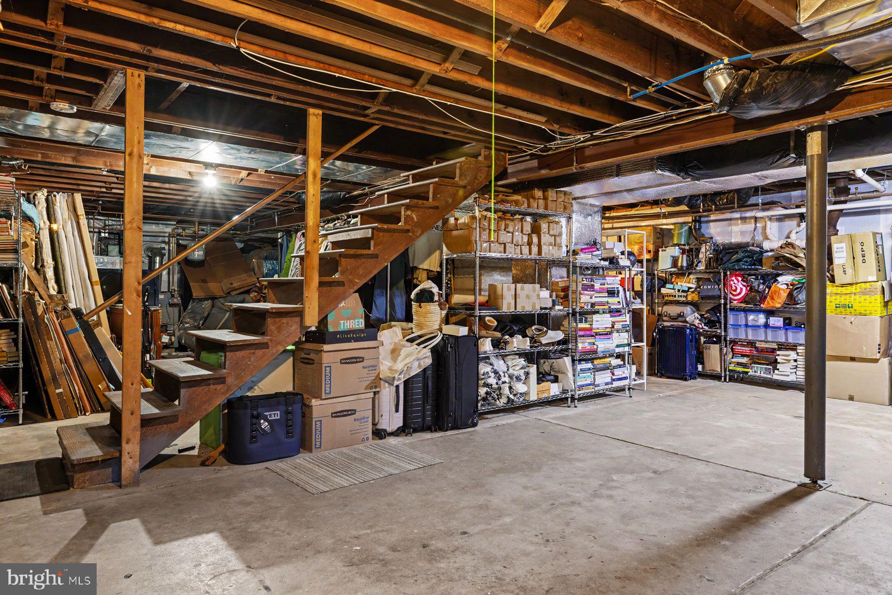 7043 FERRY ROAD