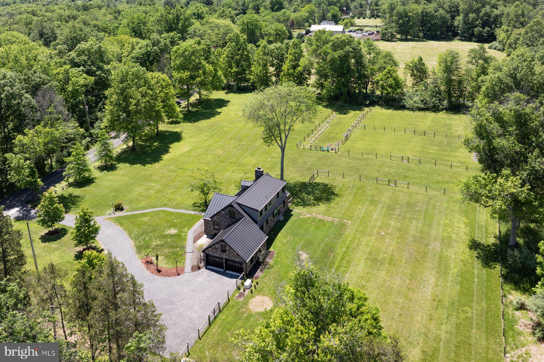 7043 FERRY ROAD