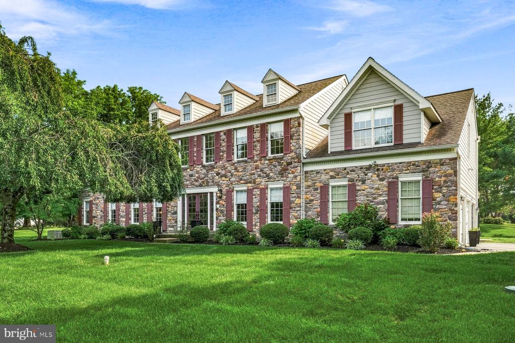 1 PHEASANT RUN RD