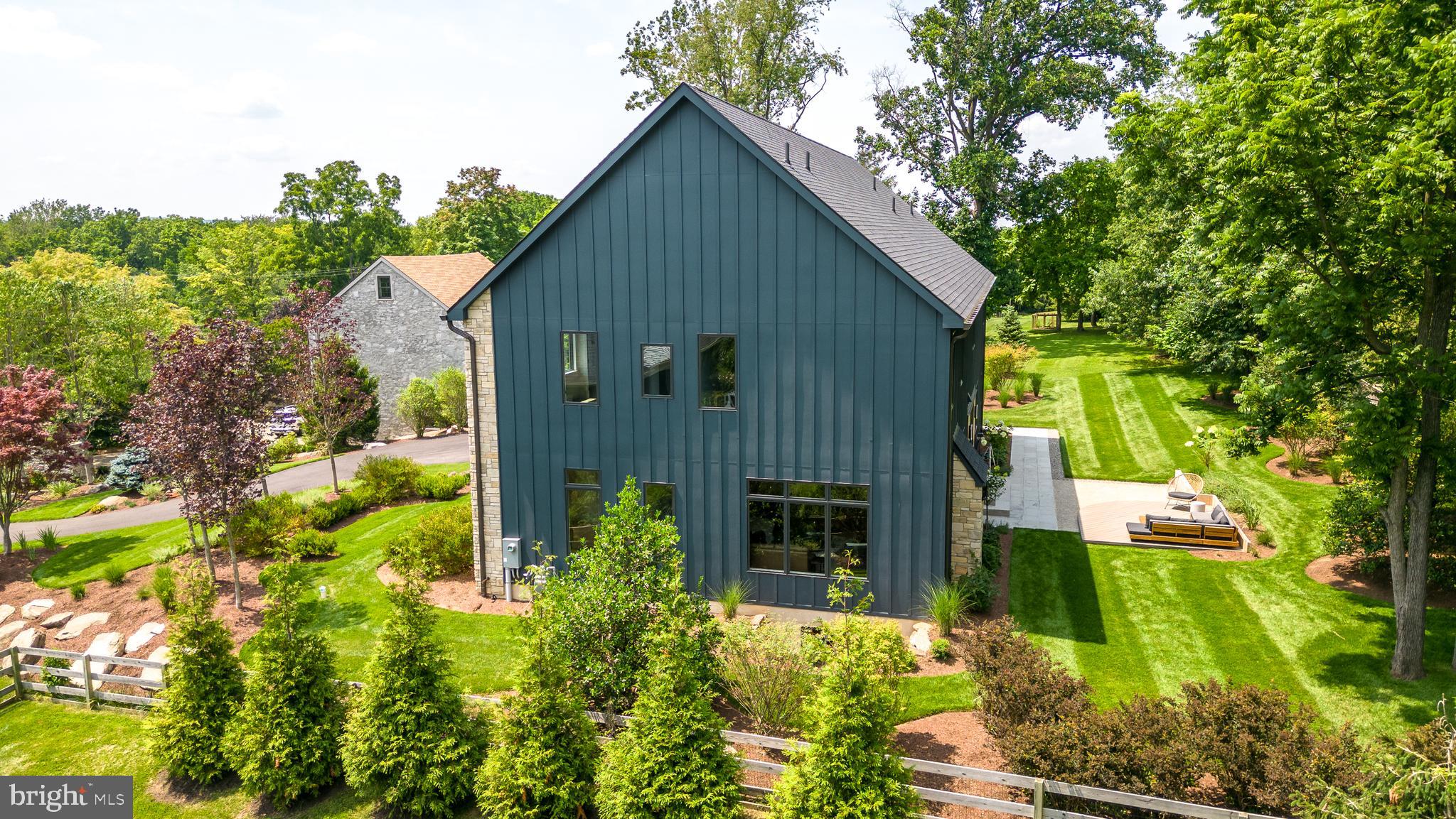 328 King Of Prussia ROAD