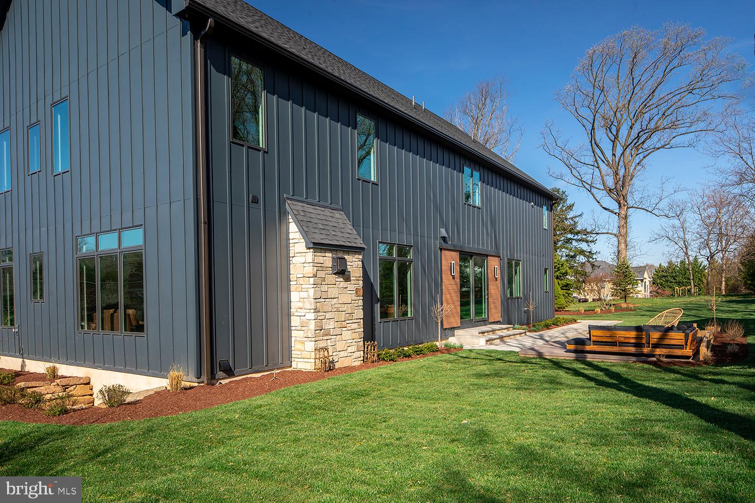 328 King Of Prussia ROAD