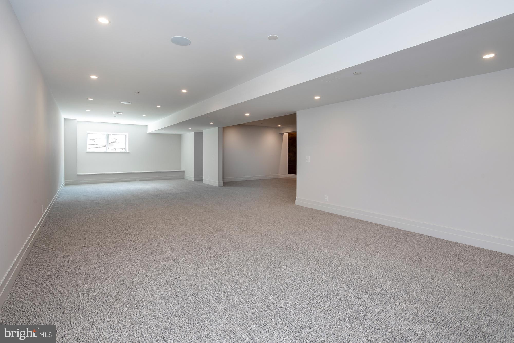 328 King Of Prussia ROAD
