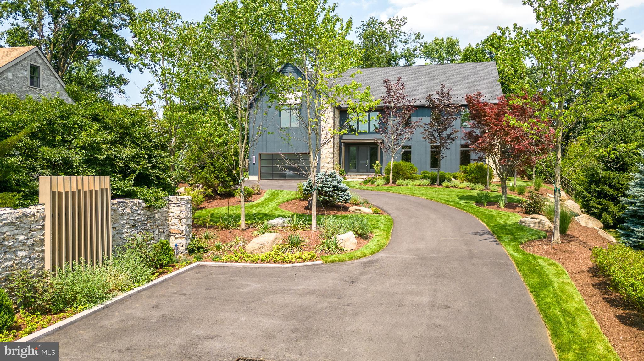 328 King Of Prussia ROAD