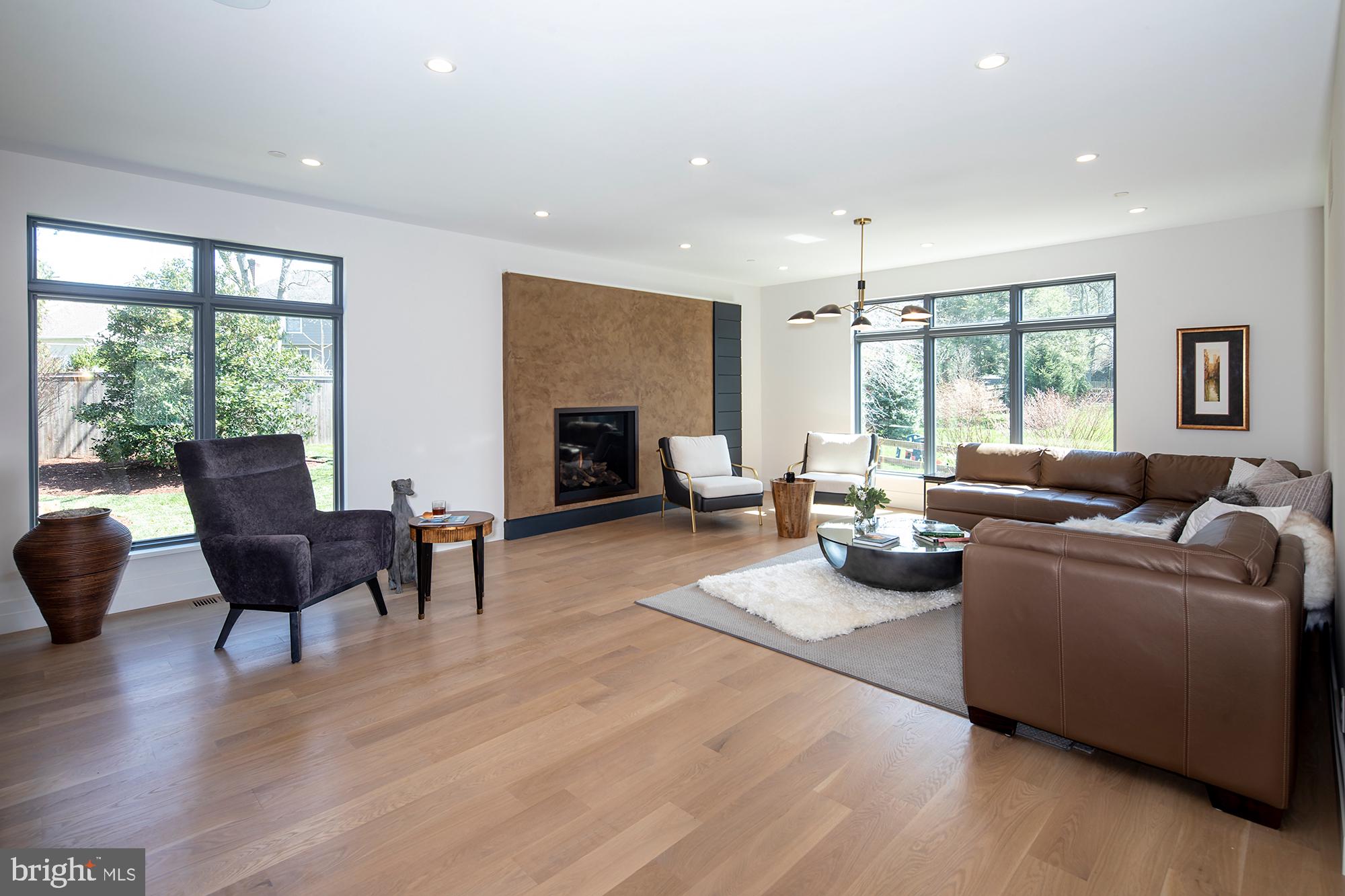 328 King Of Prussia ROAD