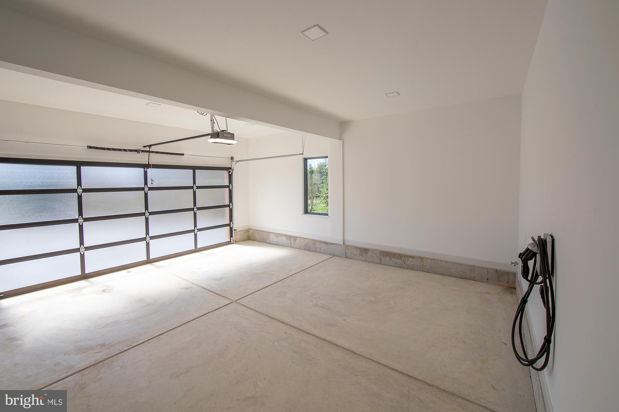 328 King Of Prussia ROAD