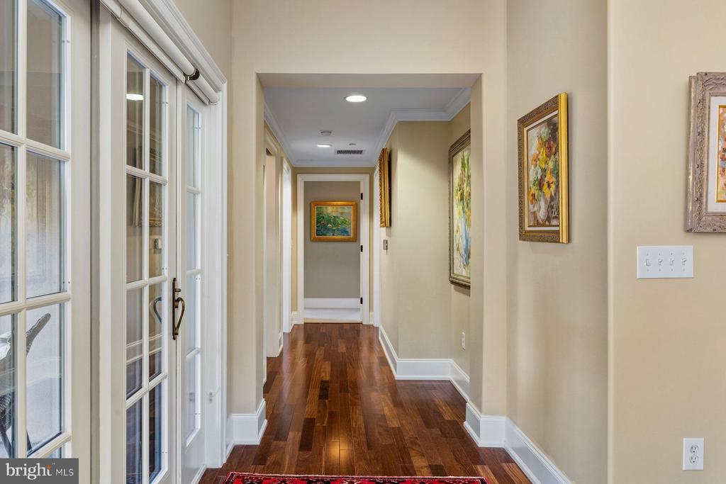 115 E. MONTGOMERY AVENUE Unit: 3B