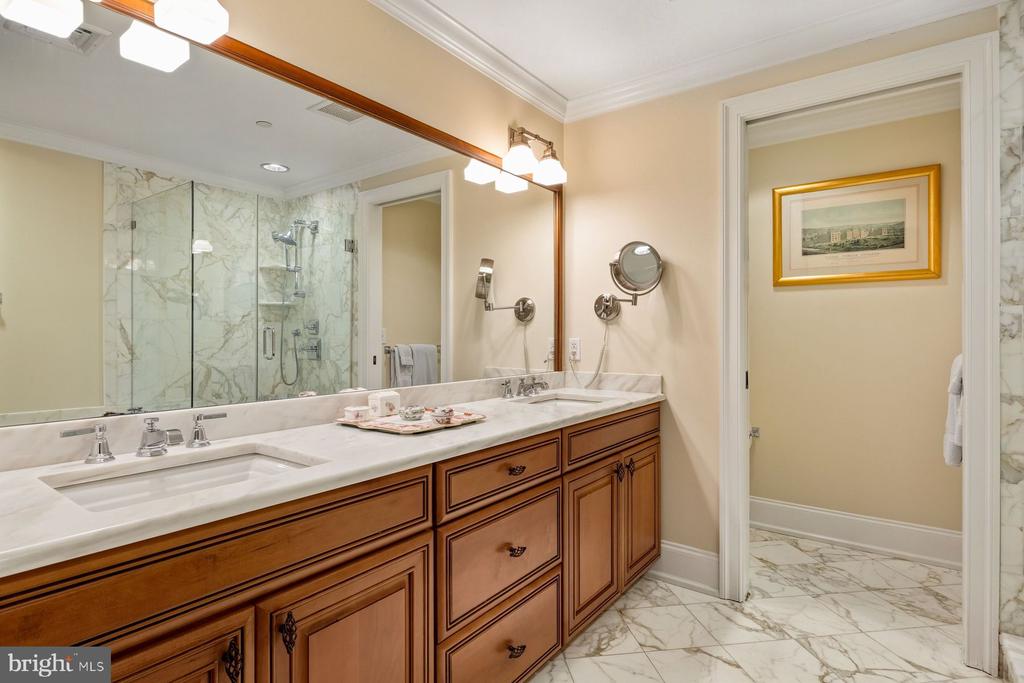115 E. MONTGOMERY AVENUE Unit: 3B