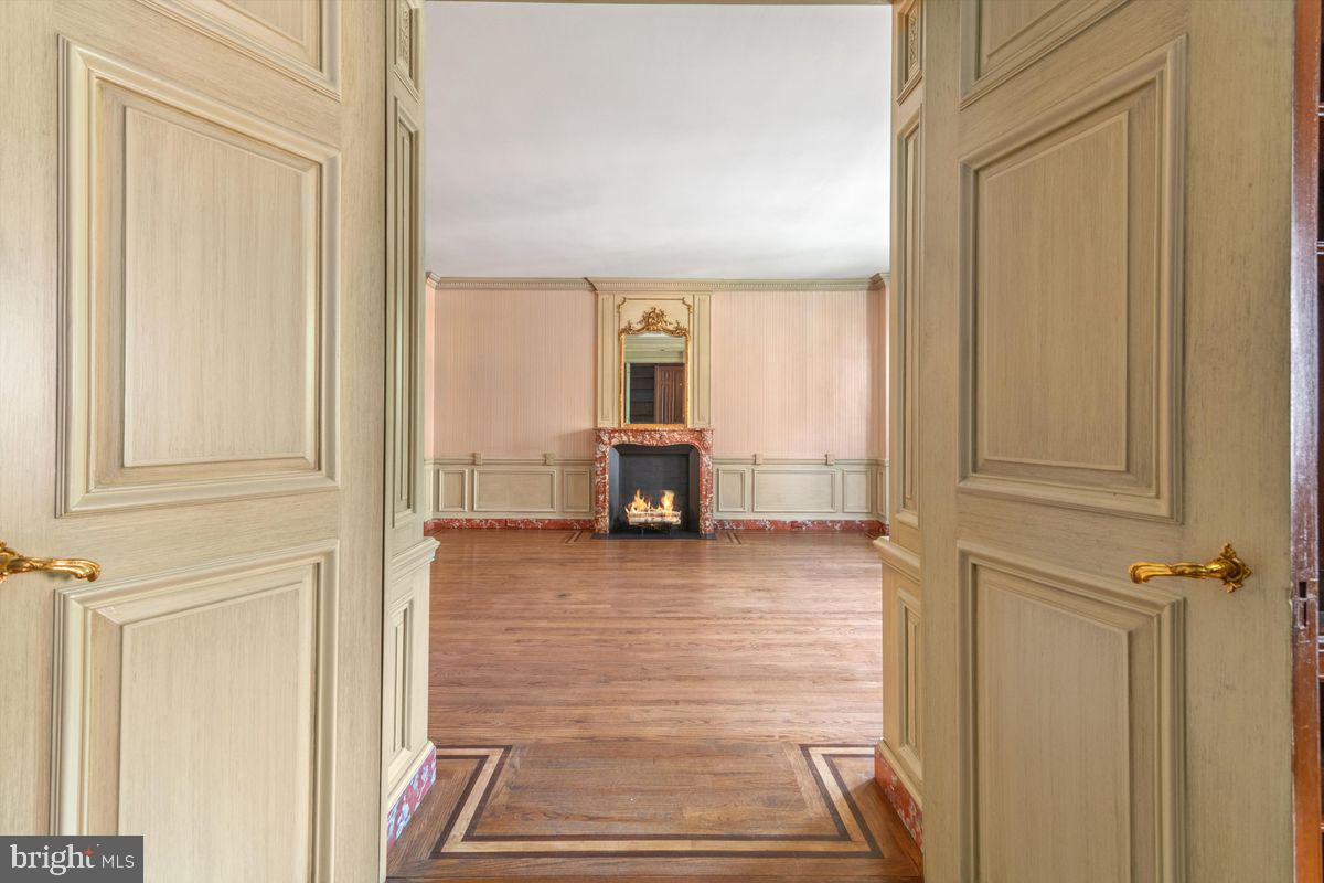 1901 WALNUT STREET Unit: 2A