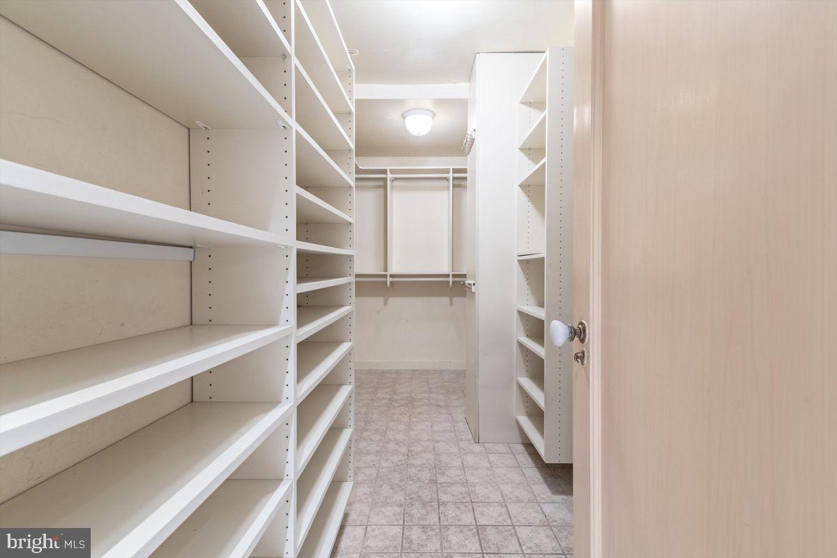 1901 WALNUT STREET Unit: 2A