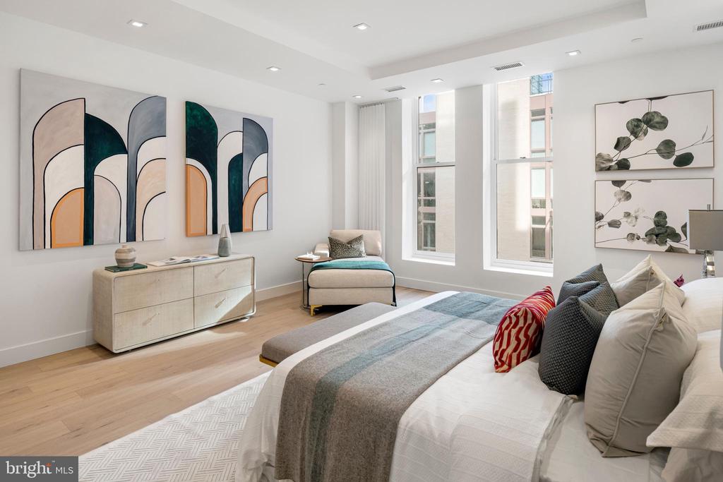 2108 WALNUT STREET Unit: 201