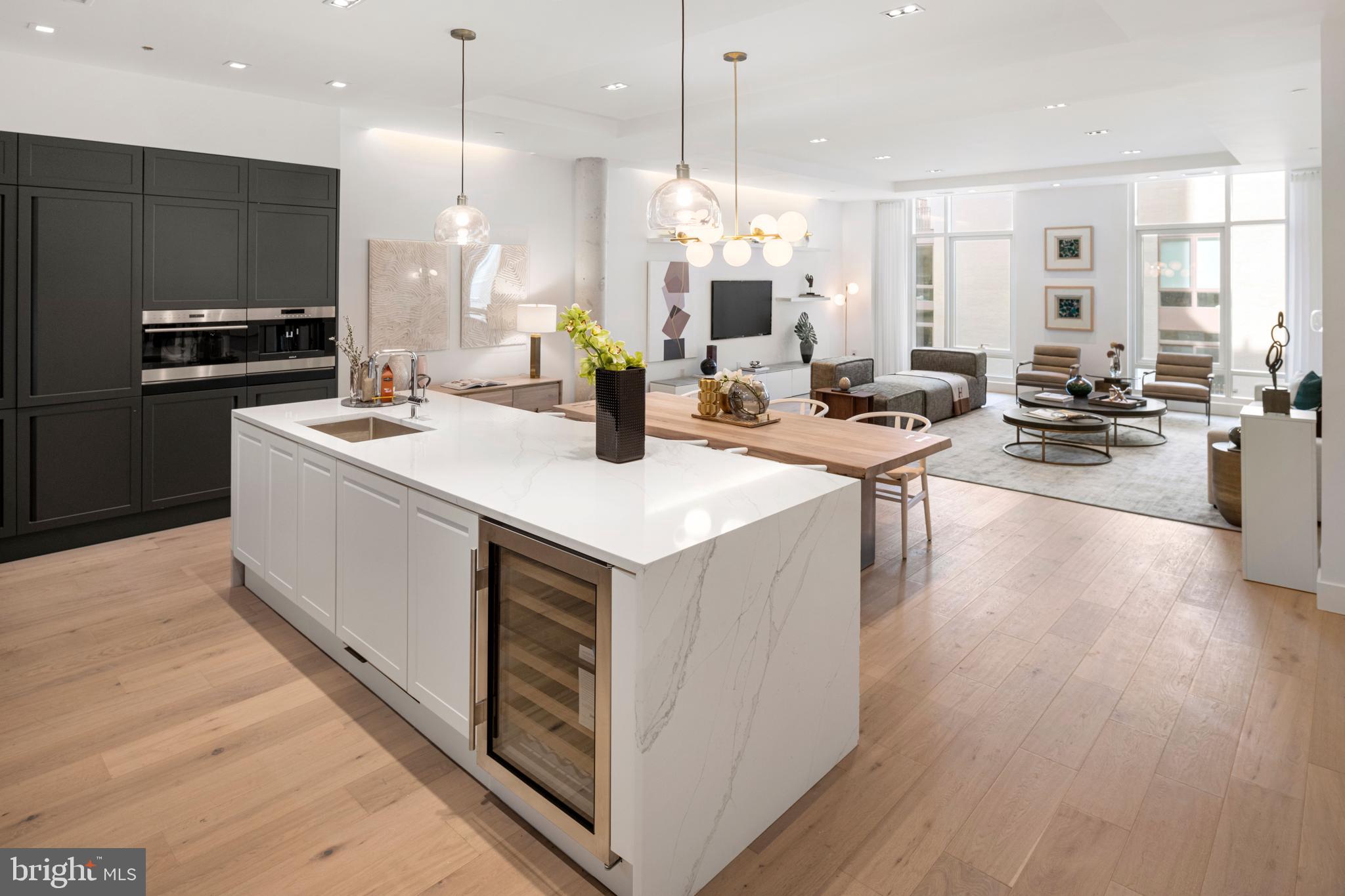 2108 WALNUT STREET Unit: 201