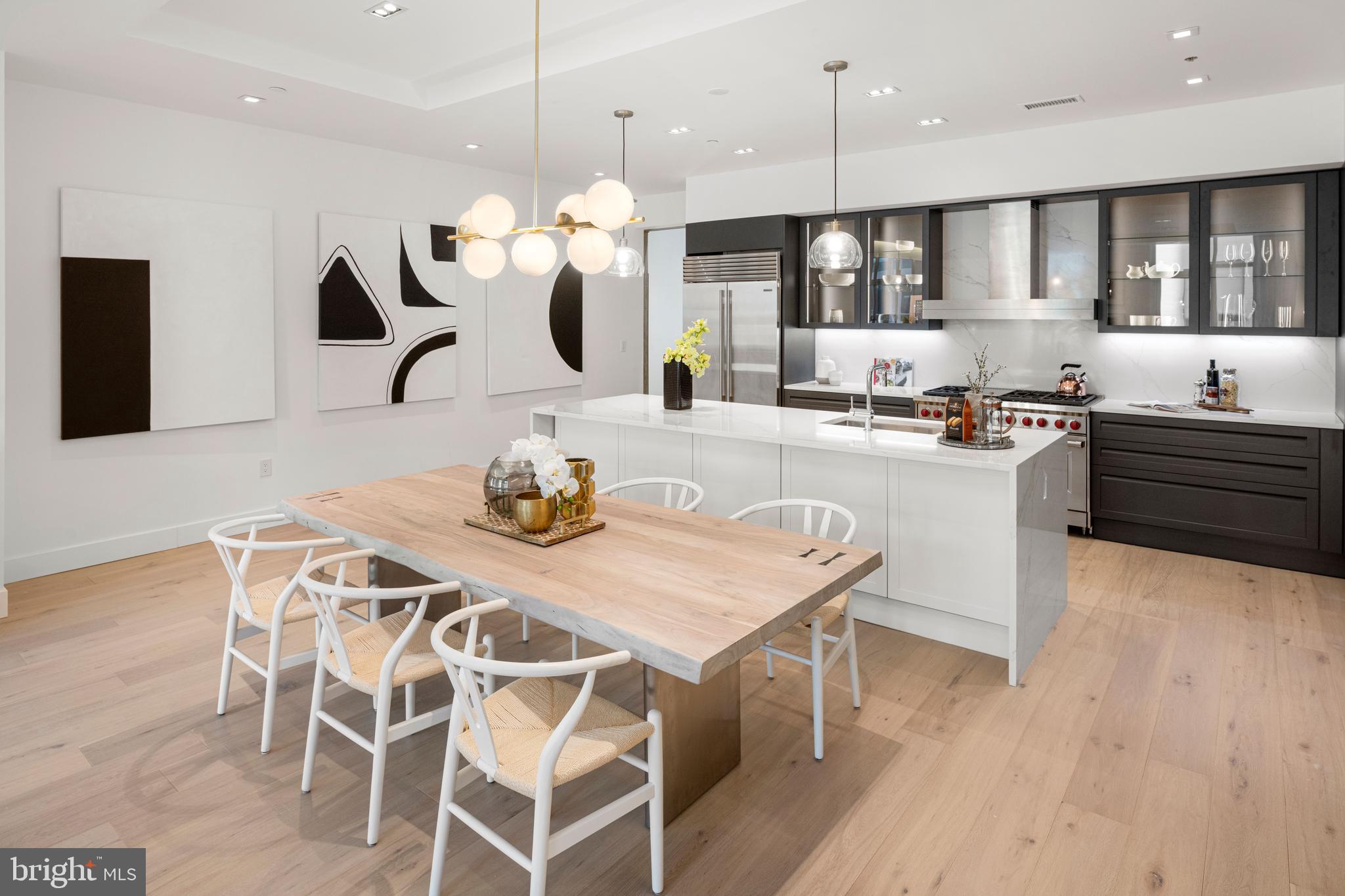 2108 WALNUT STREET Unit: 201