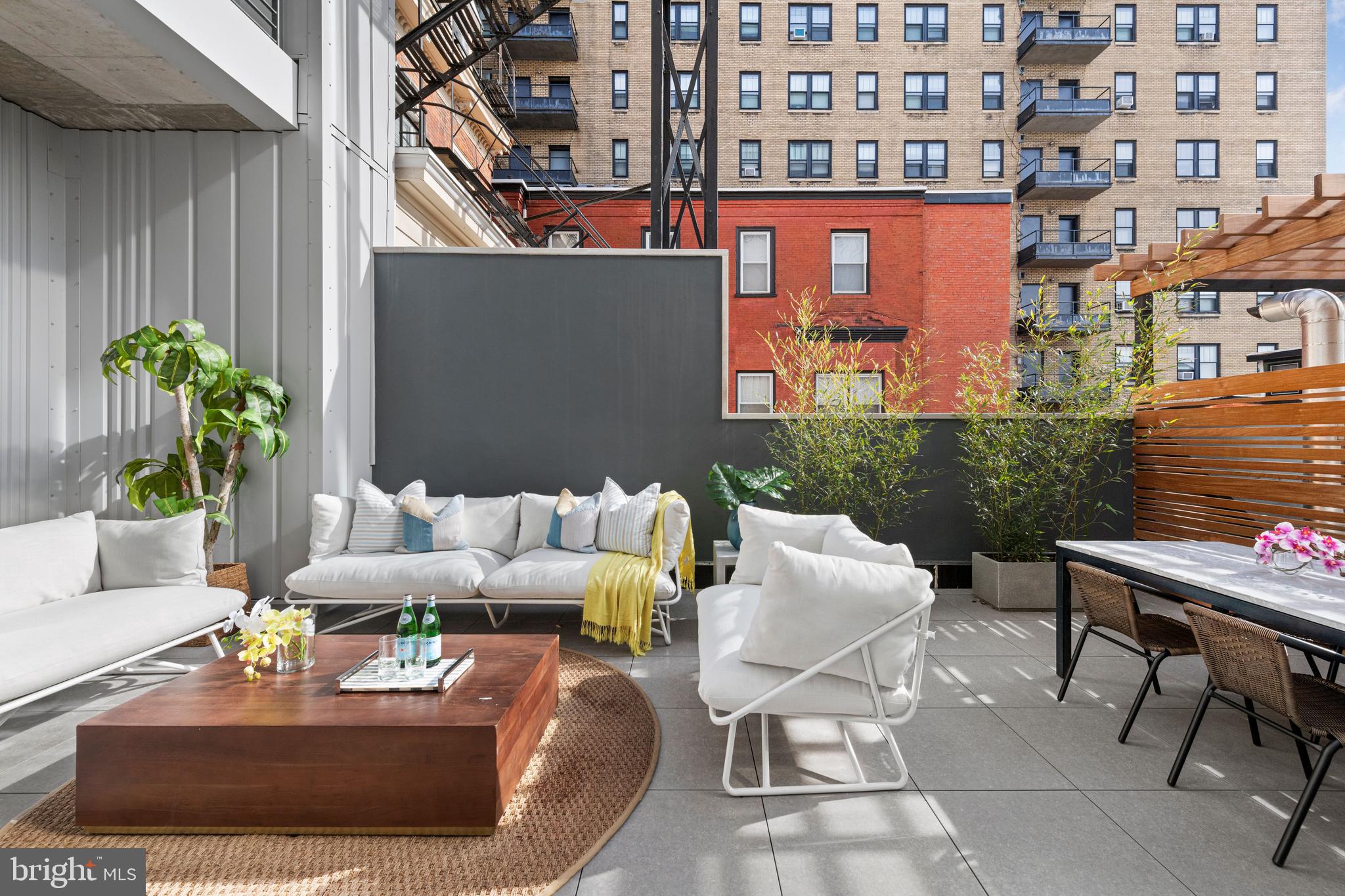 2108 WALNUT STREET Unit: 201