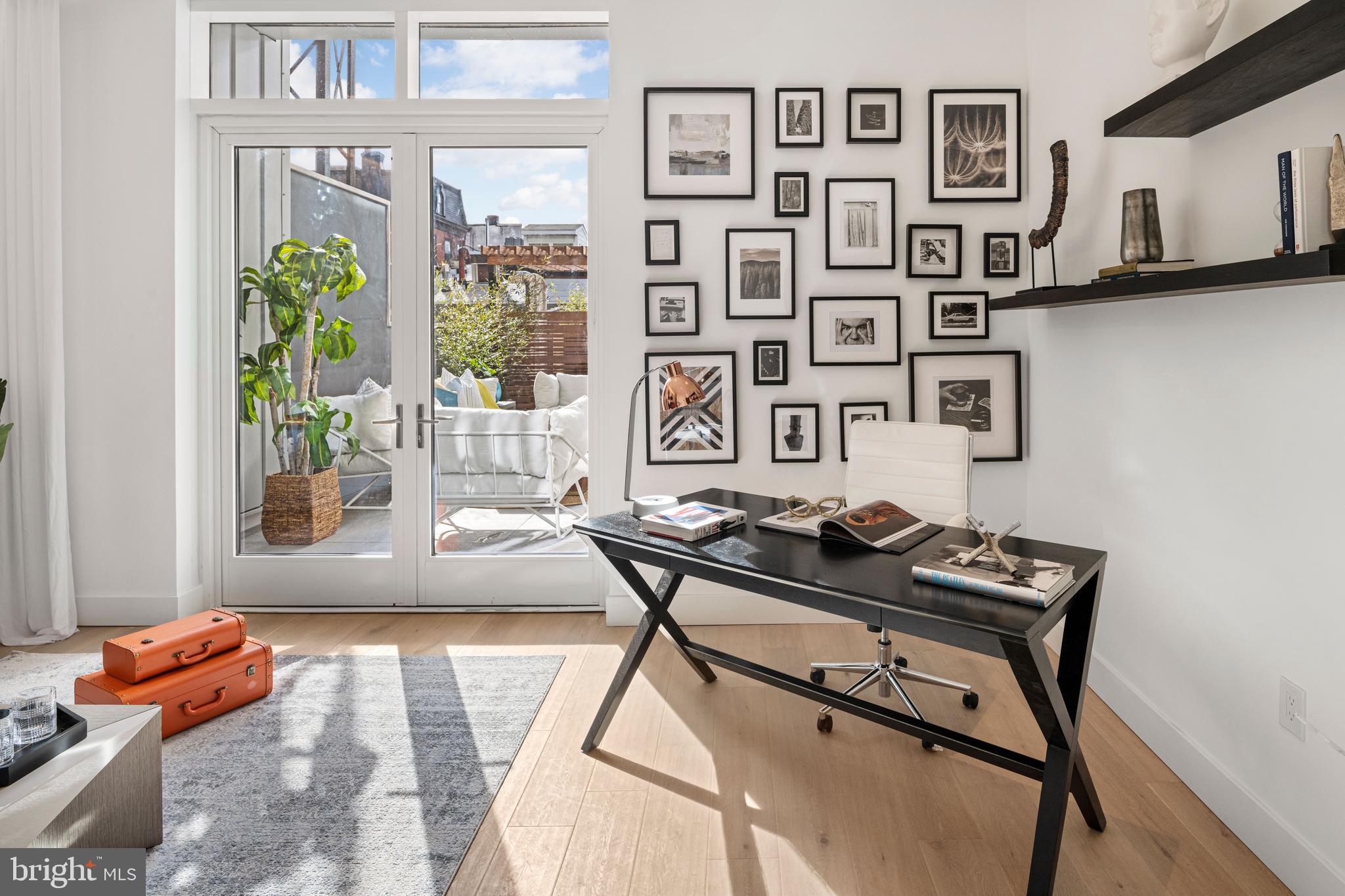 2108 WALNUT STREET Unit: 201