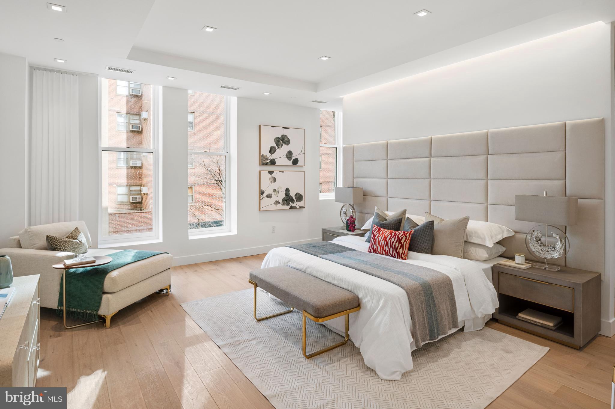 2108 WALNUT STREET Unit: 201