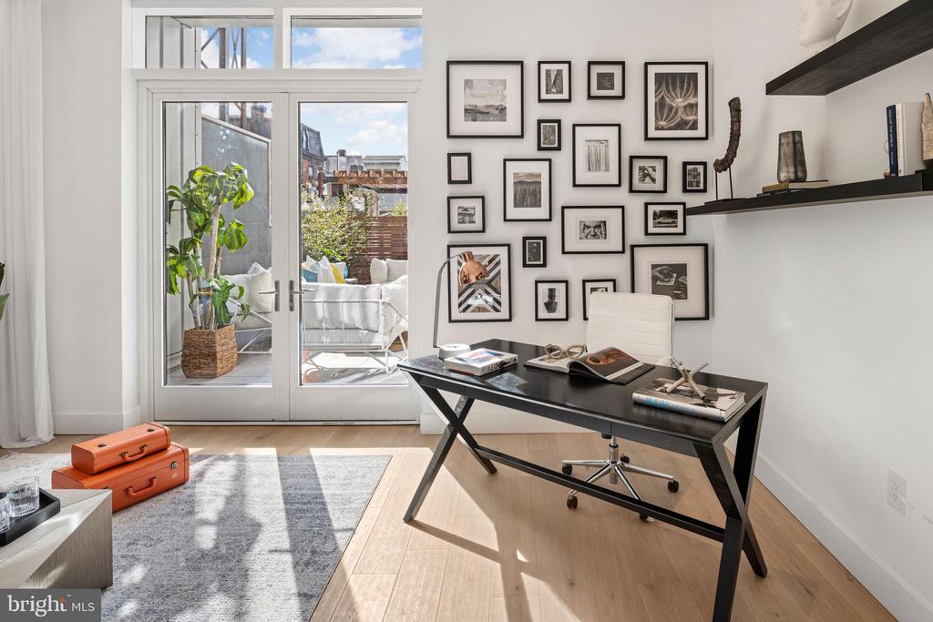 2108 WALNUT STREET Unit: 201