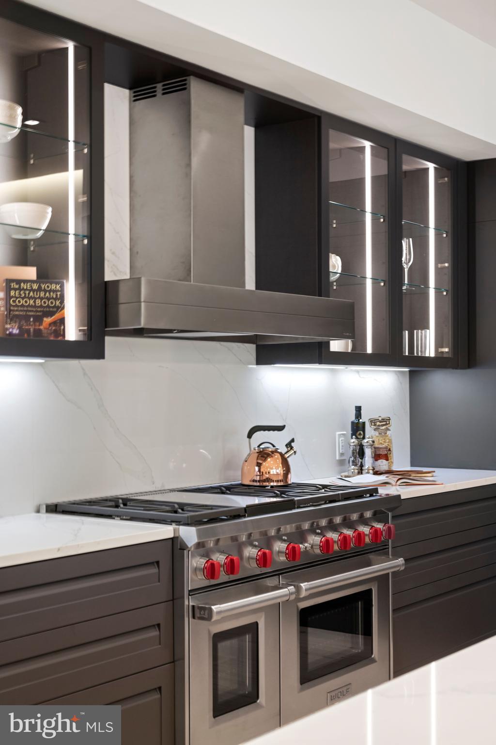 2108 WALNUT STREET Unit: 201