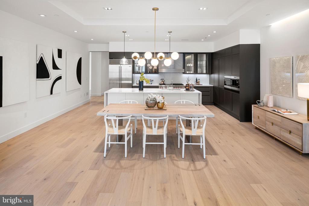 2108 WALNUT STREET Unit: 201