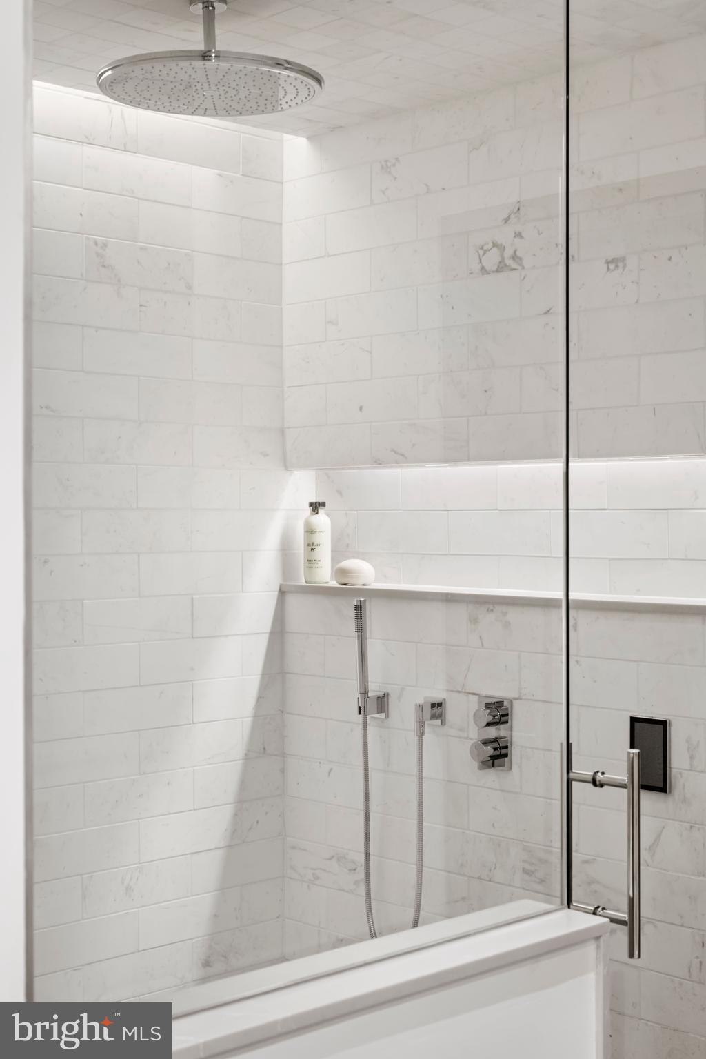 2108 WALNUT STREET Unit: 201