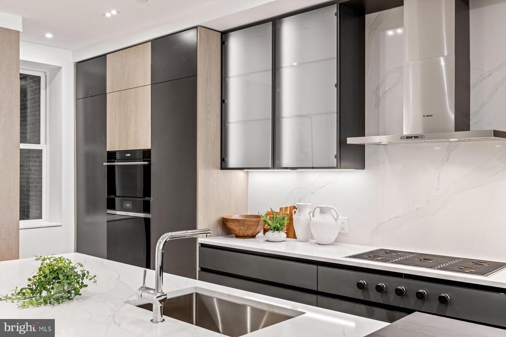 124 N 2ND STREET Unit: 2