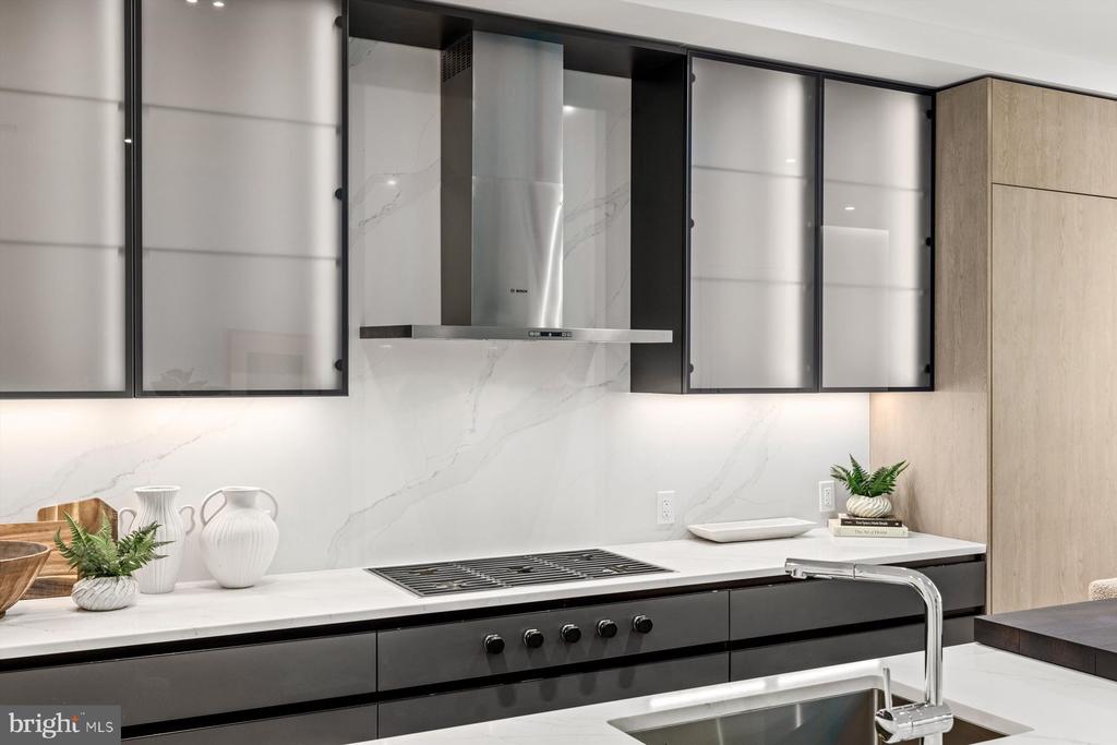 124 N 2ND STREET Unit: 2