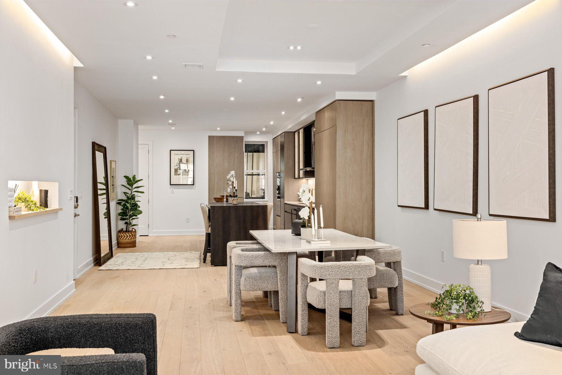 124 N 2ND STREET Unit: 2