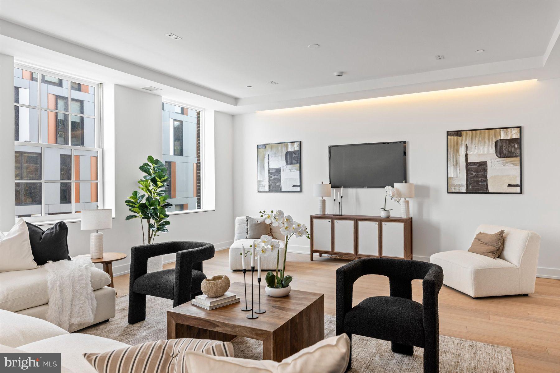 124 N 2ND STREET Unit: 2