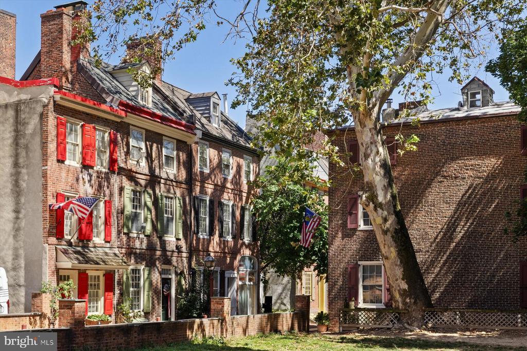 124 N 2ND STREET Unit: 2