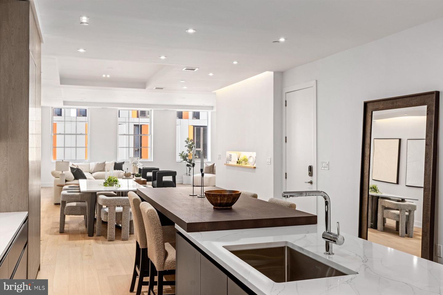 124 N 2ND STREET Unit: 4
