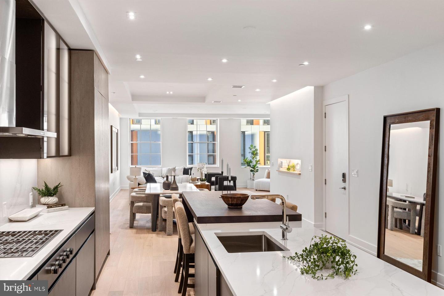 124 N 2ND STREET Unit: 4