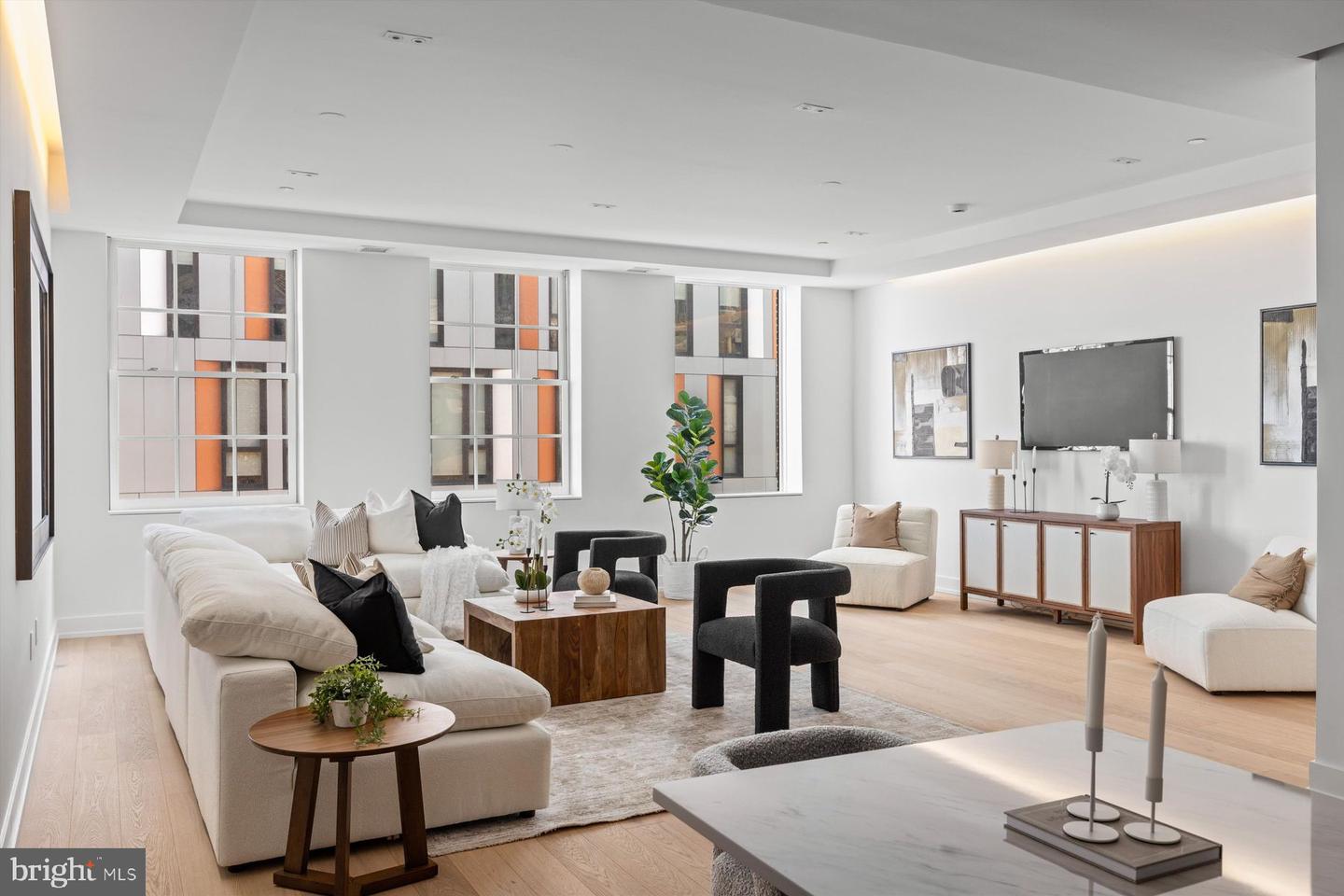 124 N 2ND STREET Unit: 4