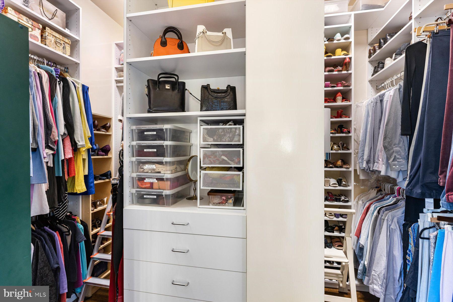 1601 LOCUST STREET Unit: PH1800