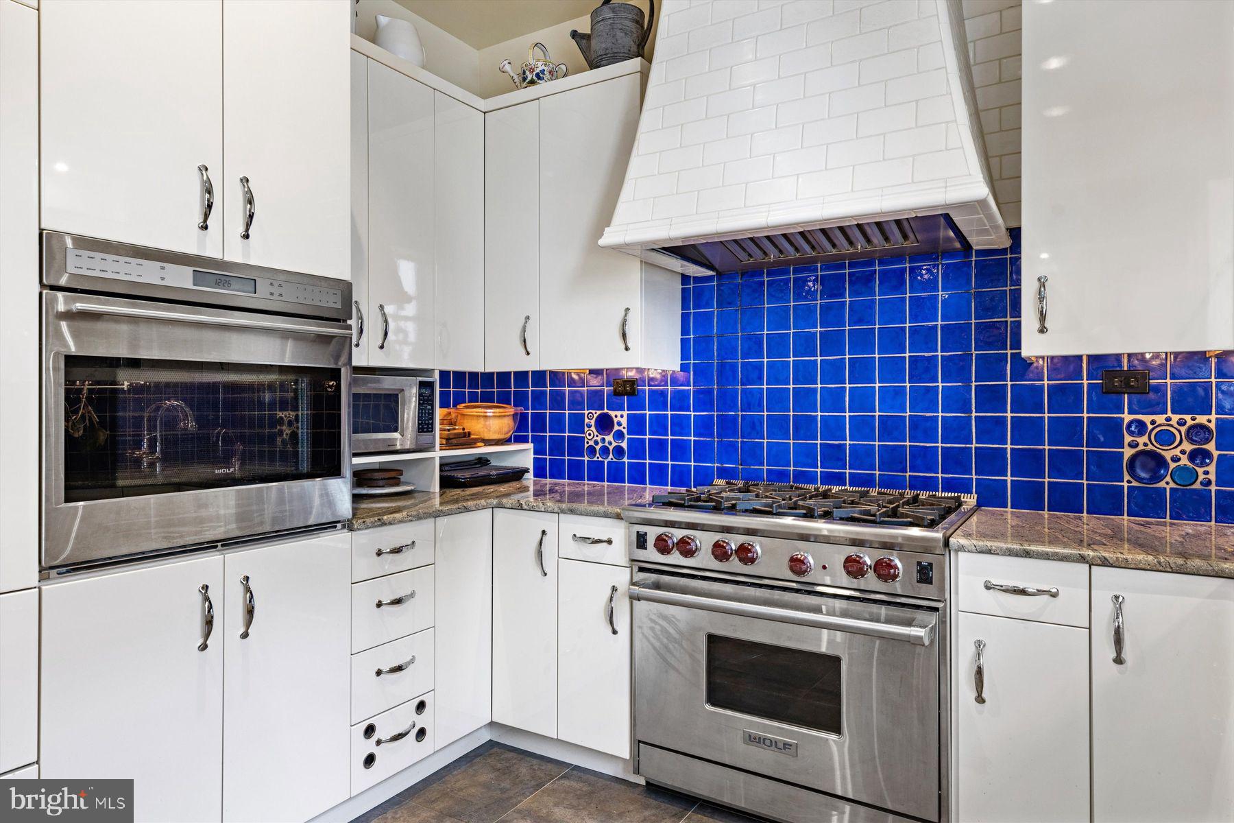 1601 LOCUST STREET Unit: PH1800