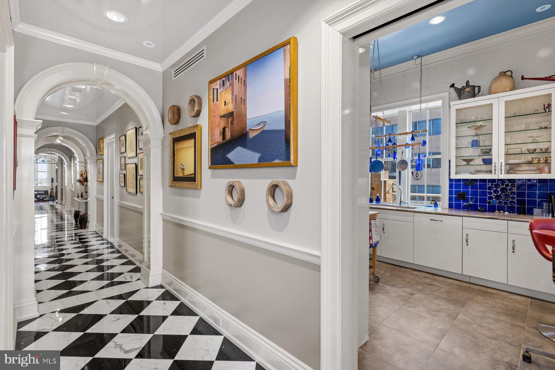 1601 LOCUST STREET Unit: PH1800