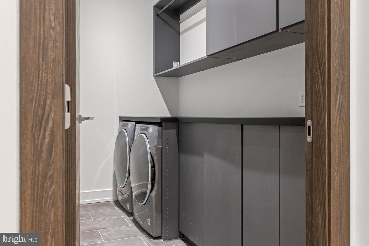 724 CHESTNUT STREET Unit: 301