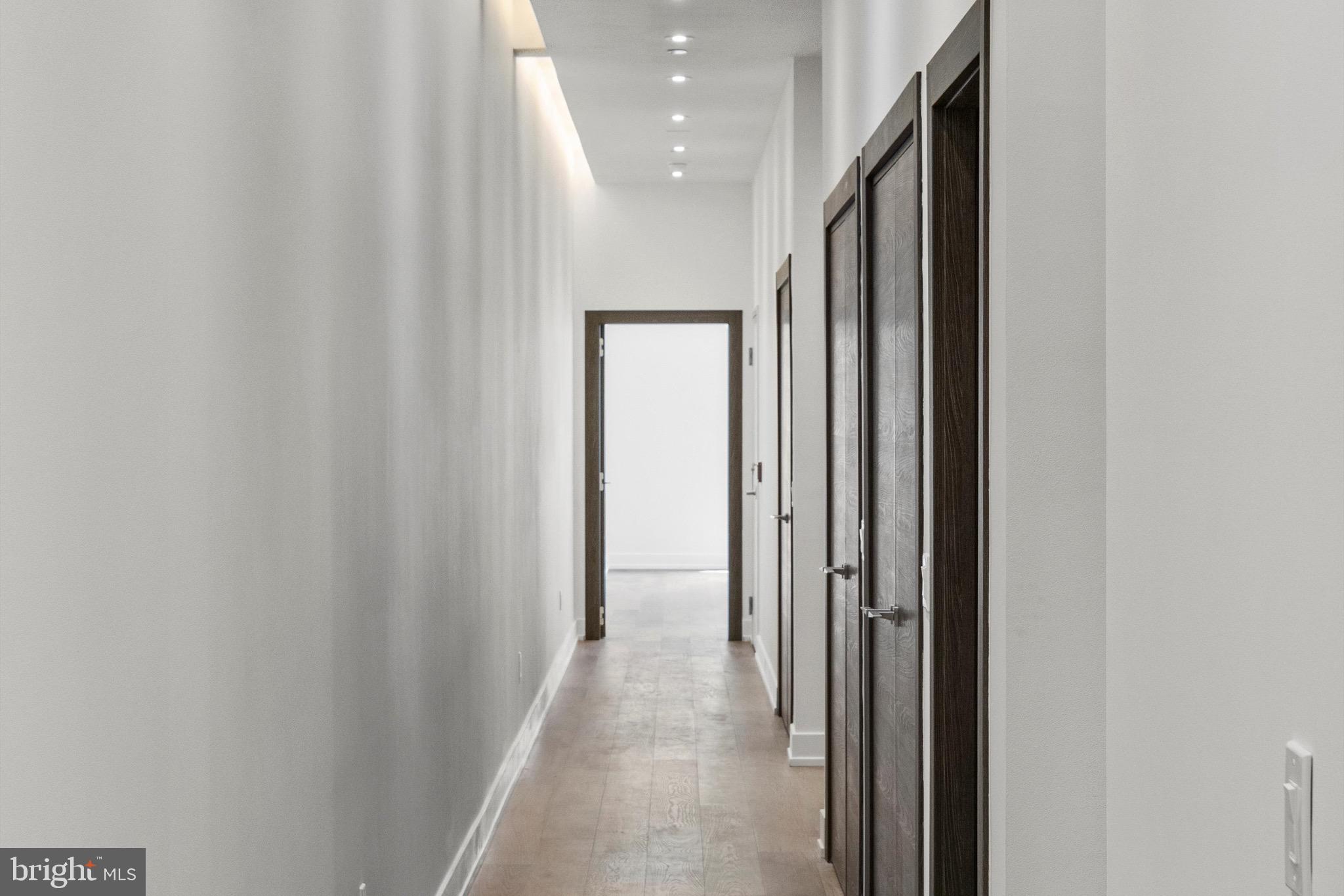 724 CHESTNUT STREET Unit: 401