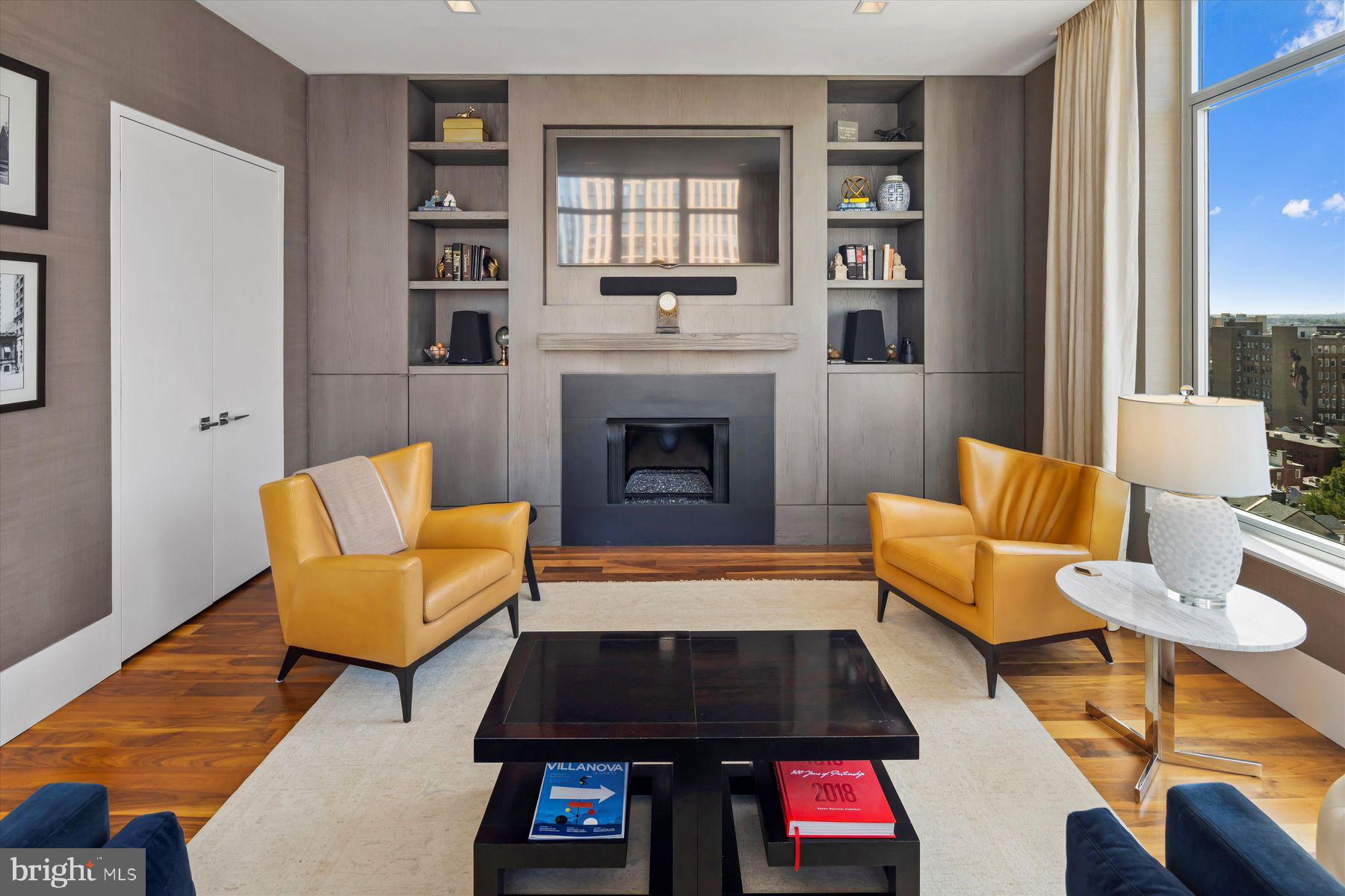 1101 Locust STREET Unit: 11E