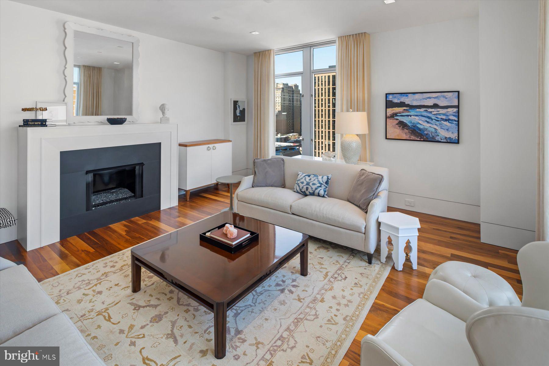 1101 Locust STREET Unit: 11E
