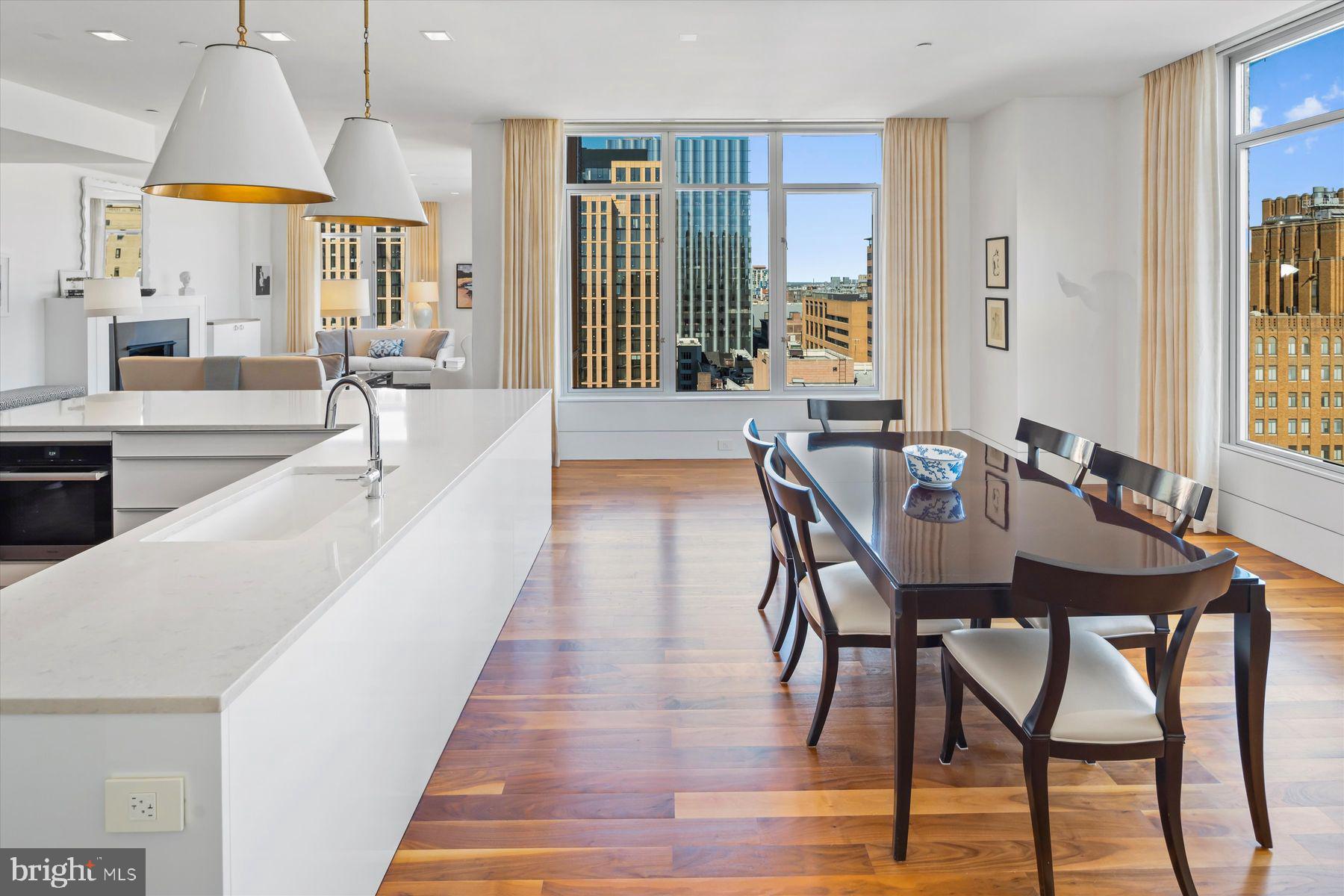 1101 Locust STREET Unit: 11E