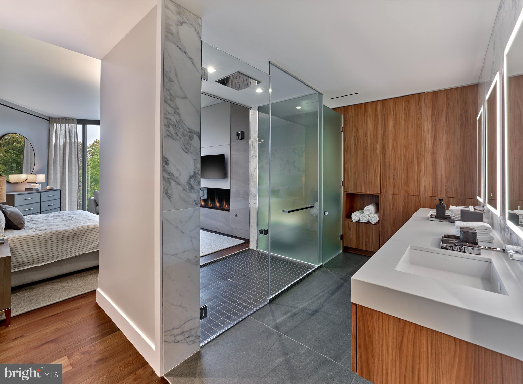 2100 Hamilton St Unit: C3