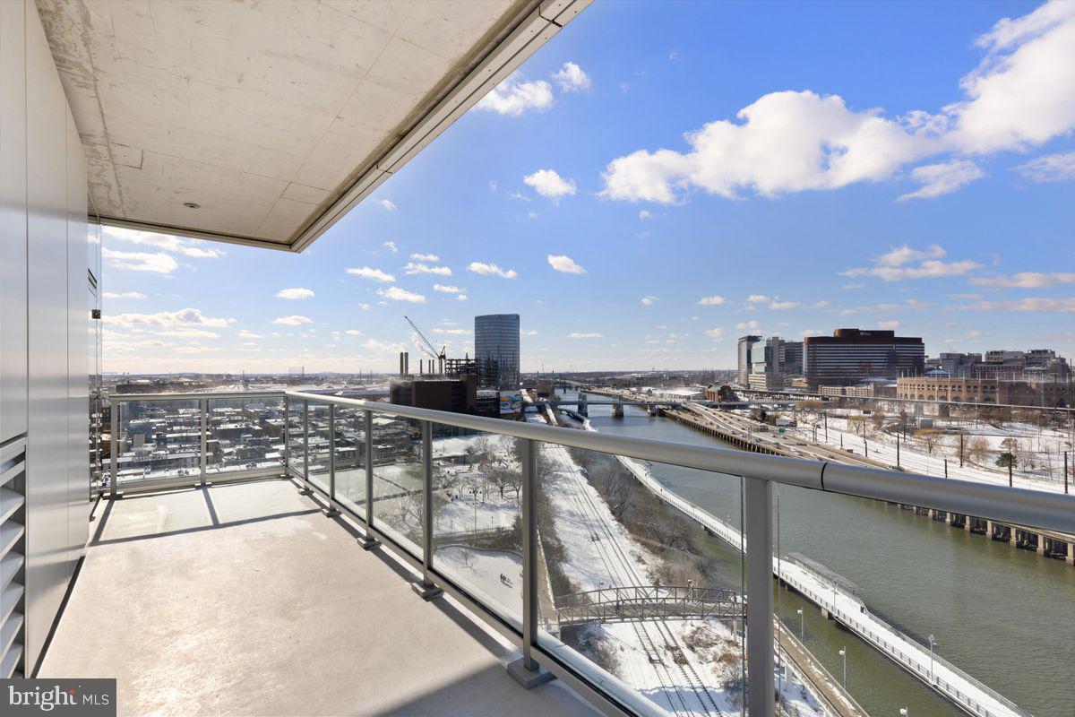 210-20 S 25th Street St Unit: 1405