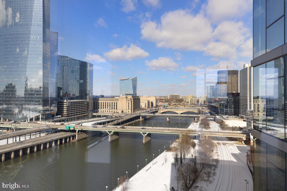 210-20 S 25th Street St Unit: 1405