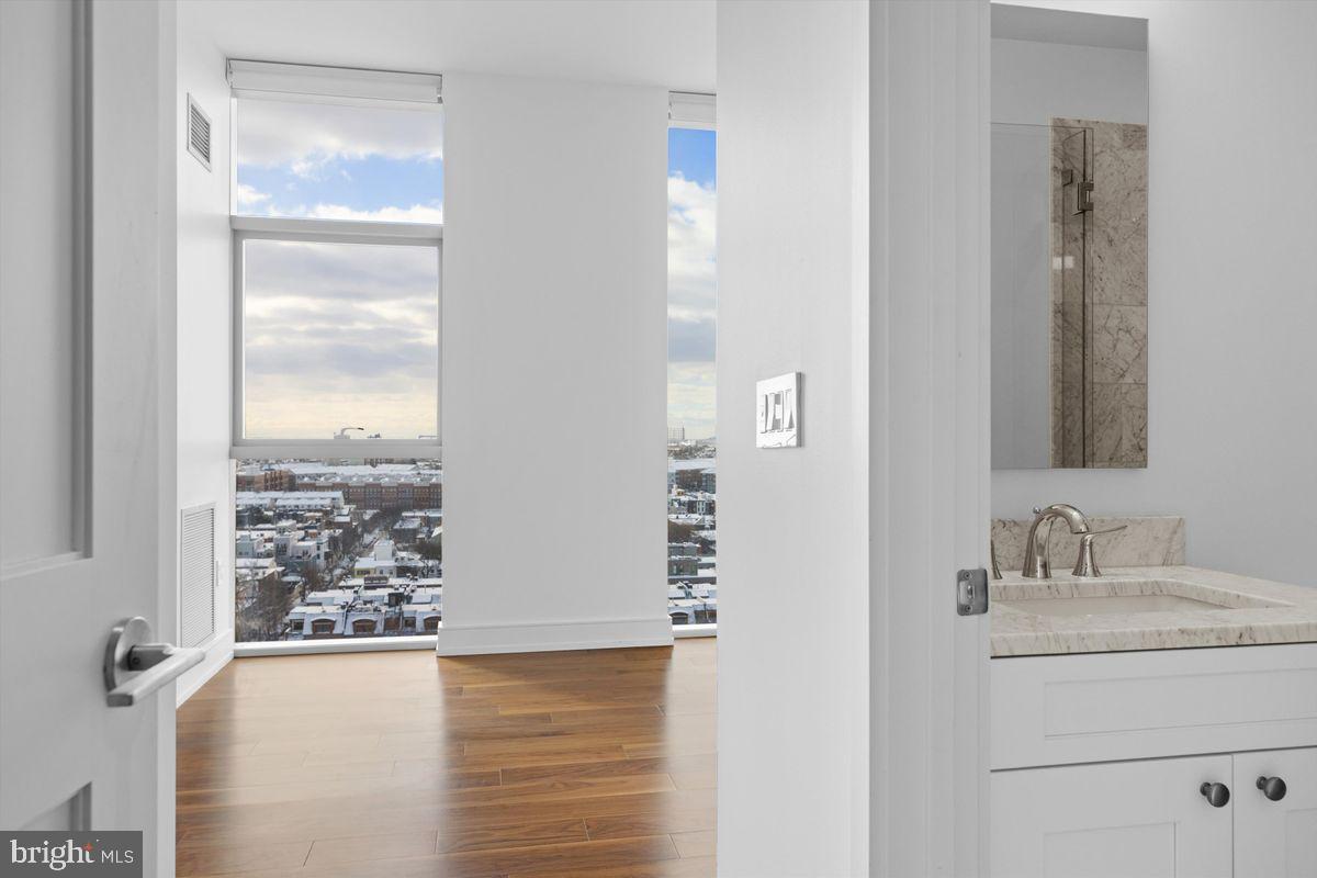 210-20 S 25th Street St Unit: 1405