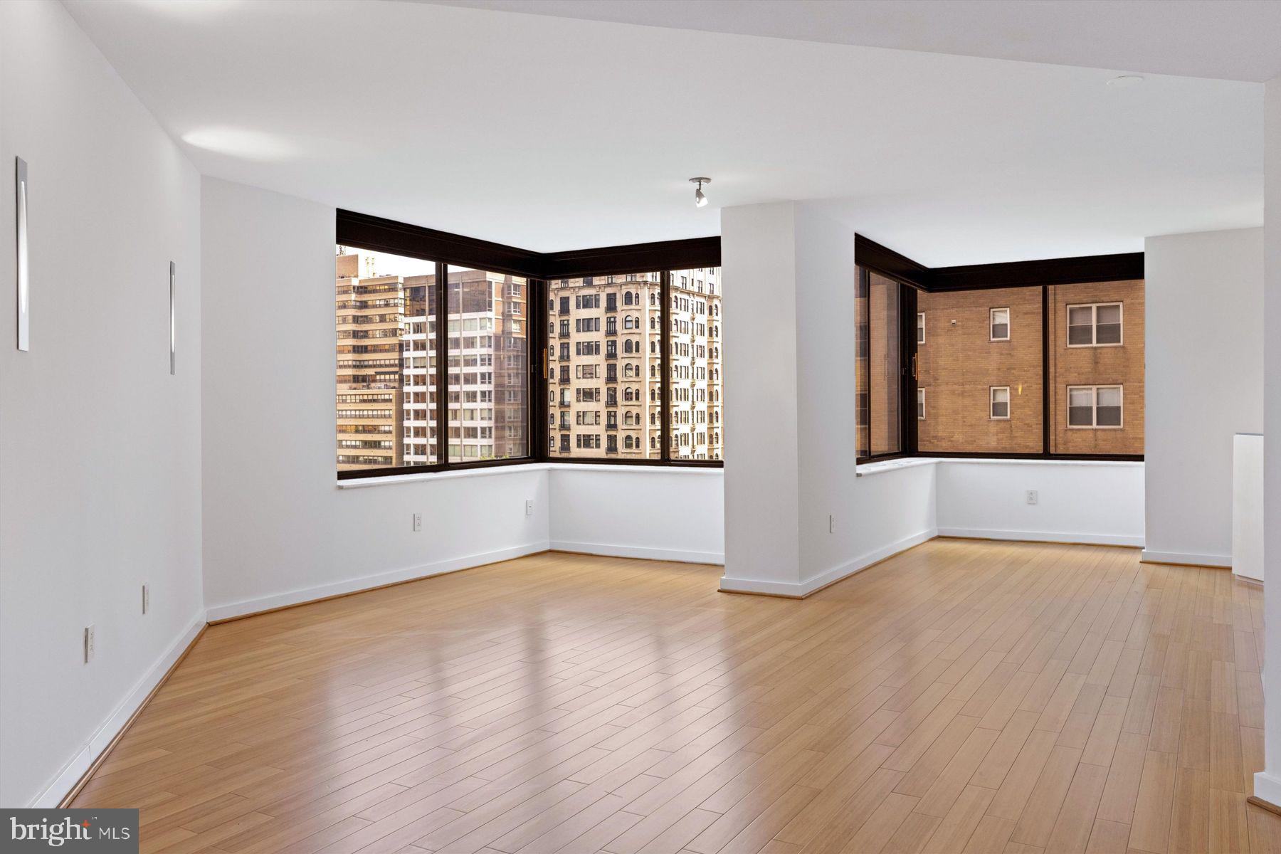 202-10 W. Rittenhouse Square #1007