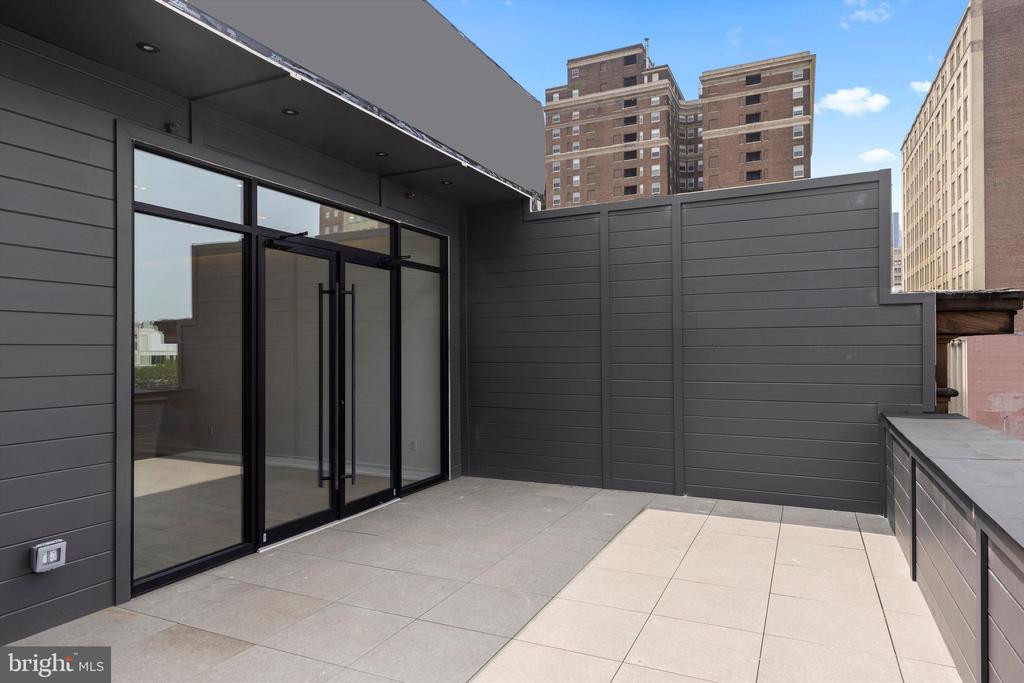 724 CHESTNUT ST #PENTHOUSE