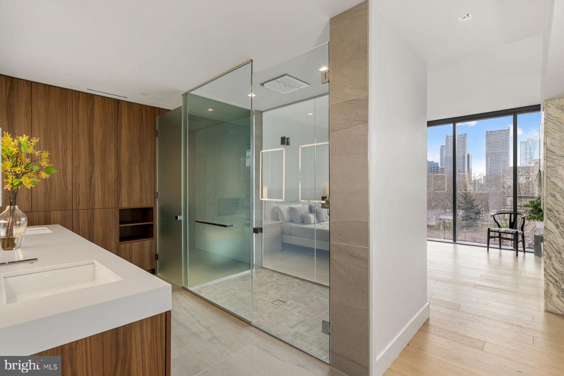 2100 HAMILTON STREET #3C