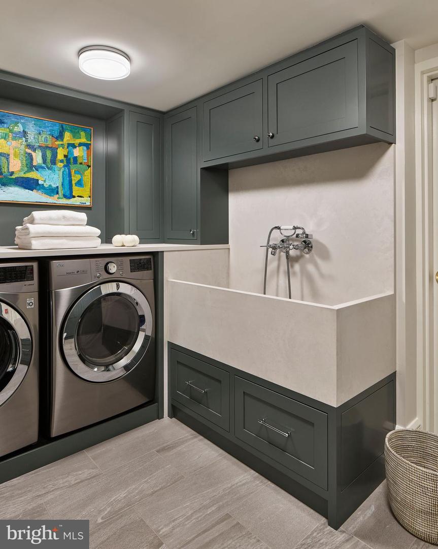 1601 Locust Street #900