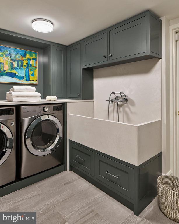 1601 Locust Street #900
