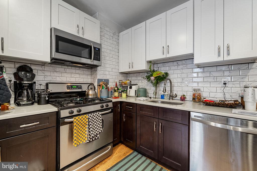 744 S 19TH STREET