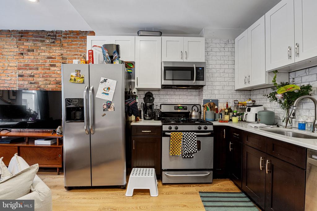 744 S 19TH STREET